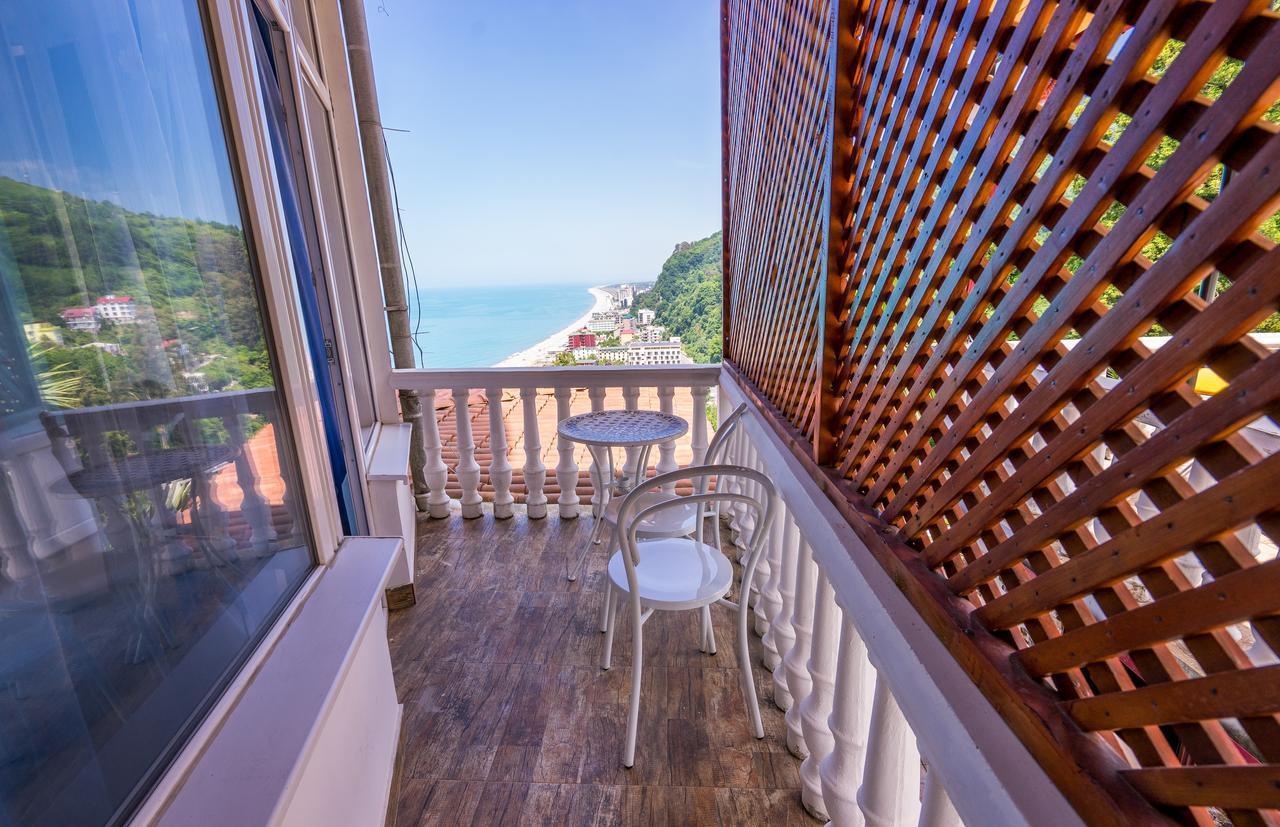 Aniva The Hotel Batumi Exterior photo