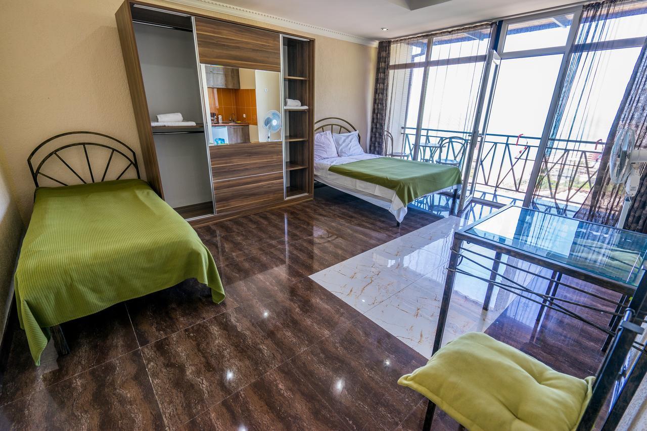 Aniva The Hotel Batumi Exterior photo