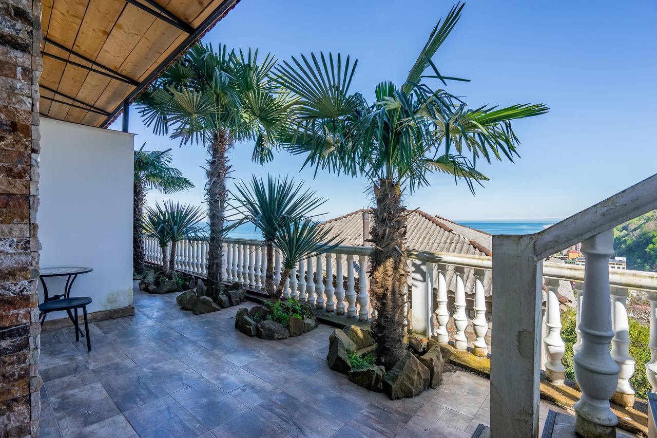 Aniva The Hotel Batumi Exterior photo
