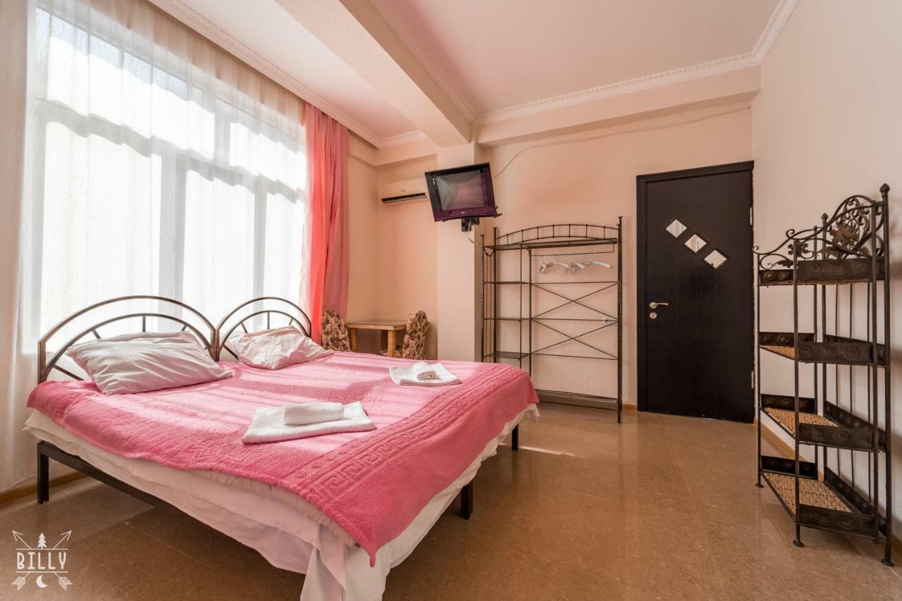 Aniva The Hotel Batumi Exterior photo